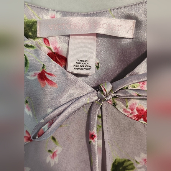 Victoria's Secret Womens Camisole Size M Purple Floral Satin Sheer Coquette - Picture 5 of 6